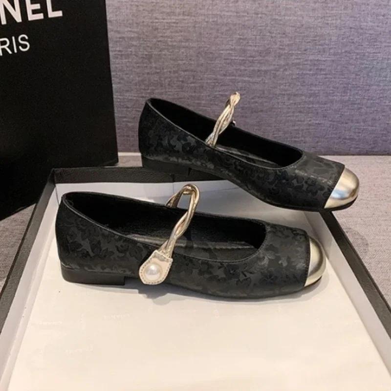 2024 New Arrival Sheepskin Version Retro French Beauty Bao Toe Sandals Women'S Summer Wear Pumps