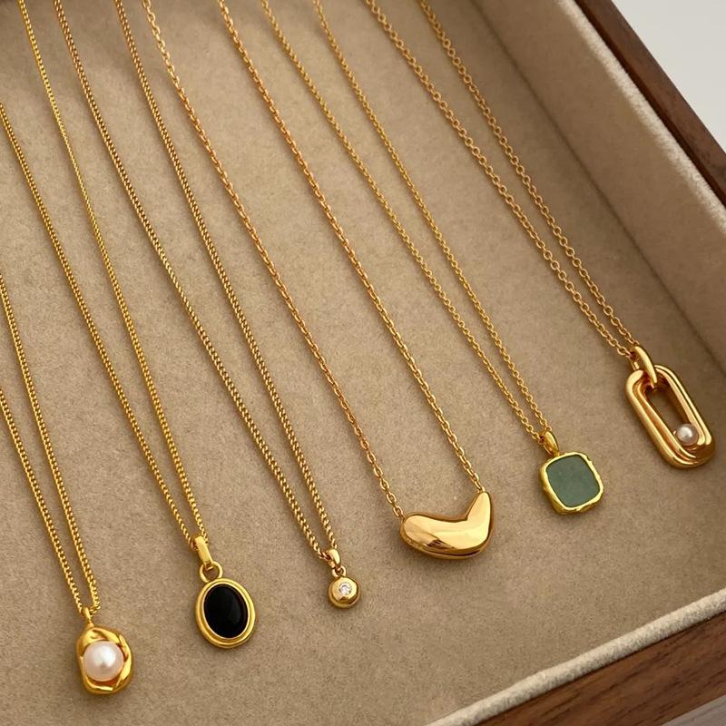 Simple Temperament Golden Beanie Necklace Female