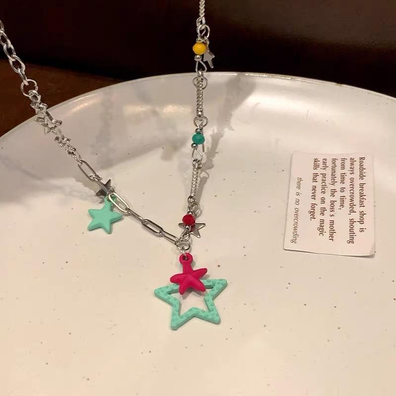 Dopamine Pink Green Pentagram Necklace Female Tide Niche Design Sweet Cool Color Clavicle Chain Sweater Chain Female