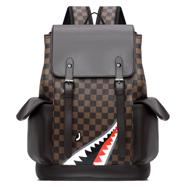 

Новый Ретро Рюкзак Акула ПУ Большой вместимости Многофункциональный Водонепроницаемый и Износостойкий Дорожный Рюкзак с Принтом Шахматной Клетки коричневый
