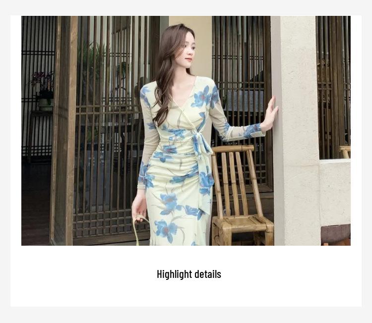 Elegantes V-Ausschnitt Netzkleid mit Print: Hohe Taille, Schlankmachender Falten-Schlitz, Langarm Bodycon Rock