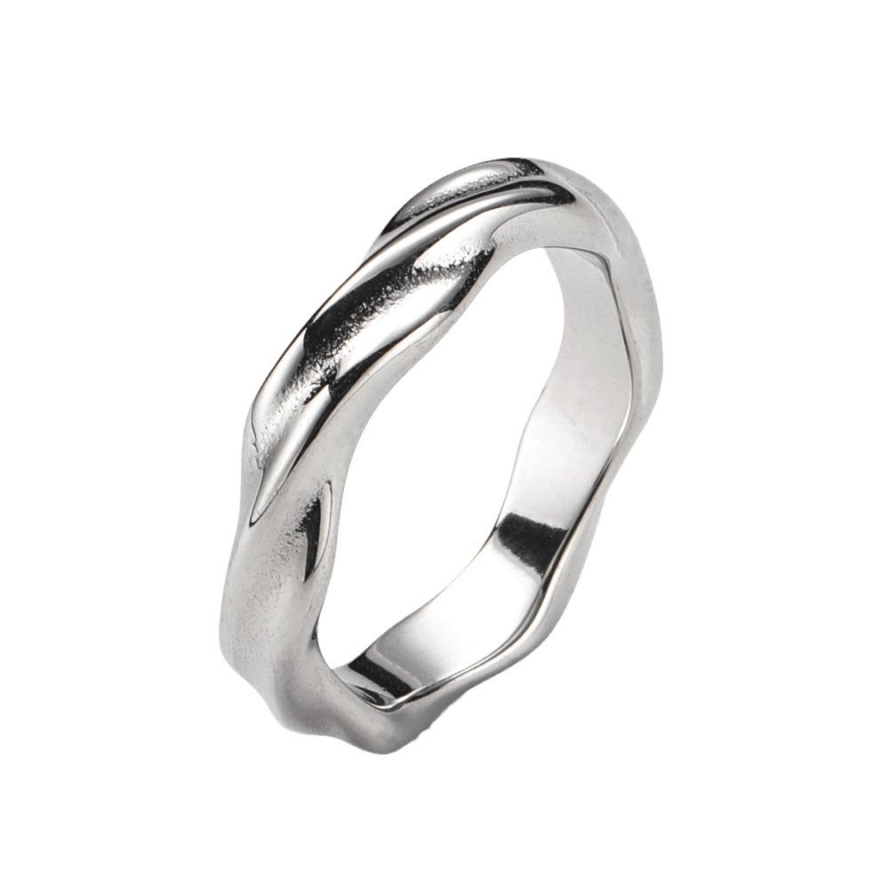 Punk Fashion Stainless Steel Twist Simple Ring for Women Vintage Simple Couples Finger Ring Men Biker Jewelry
