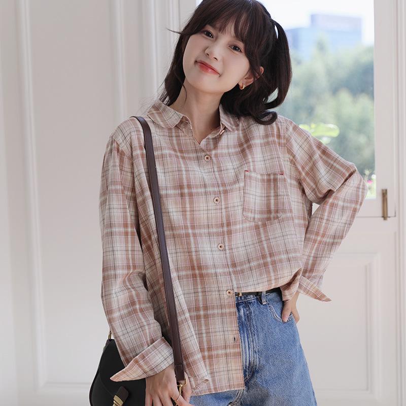 Women's Artistic Spring Plaid Shirt: Long Sleeve, Loose Fit, College Style, Age-Reducing, 2026 New Arrival