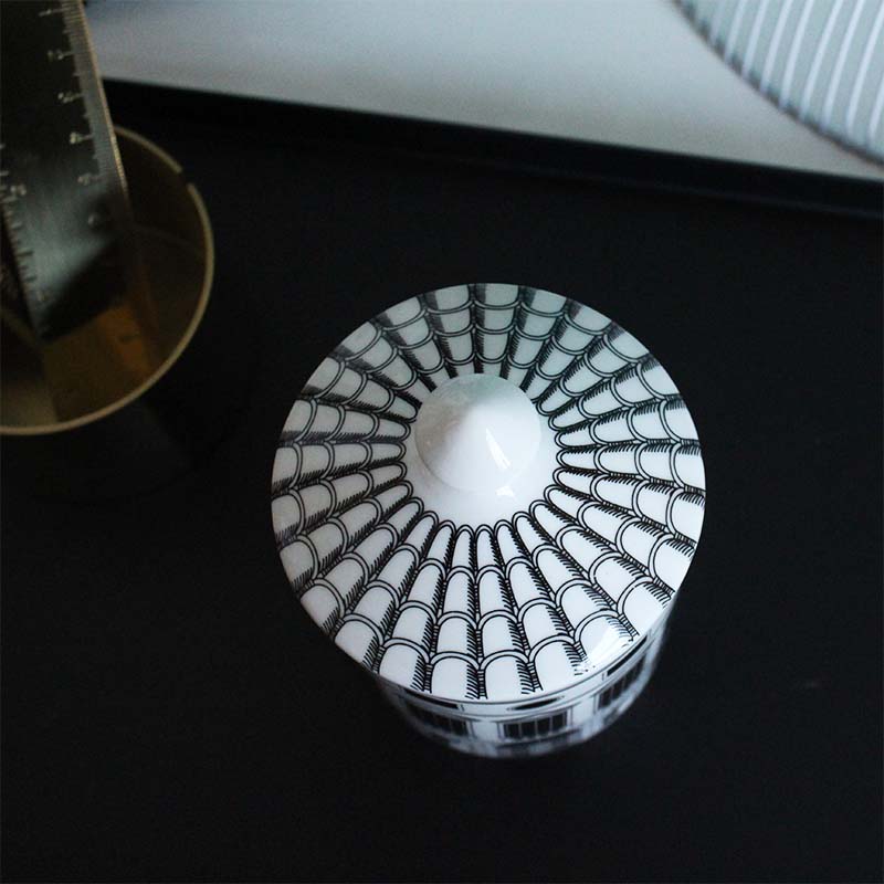 Neuschwanstein Castle Candle Holder Candles Jar Retro Storage Bin Ceramic Caft Home Decoration Jewerlly Storage Box