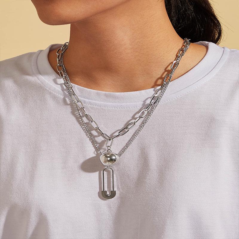2020 Geometric Multi-Layered Clavicle Chain Necklace with Exaggerated Round Brooch