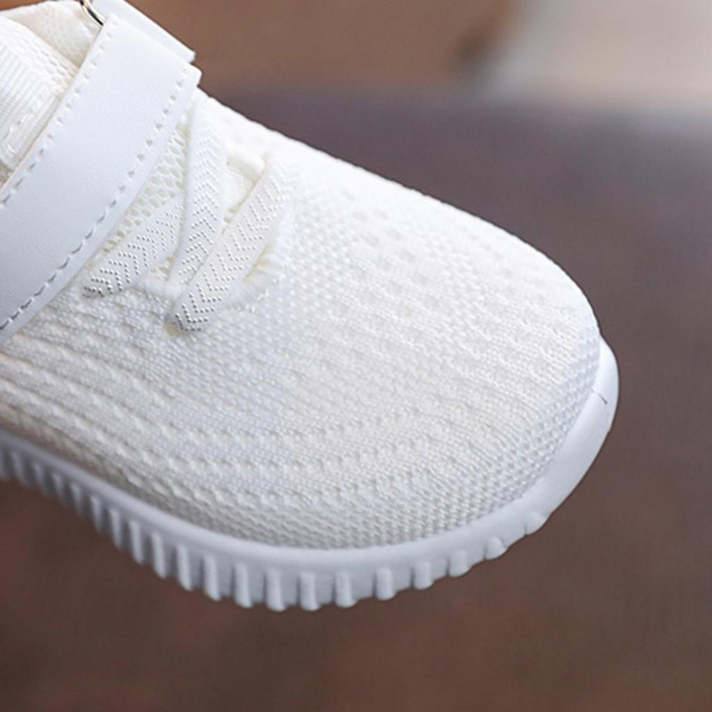 Scarpe da Ginnastica per Bambini Sneakers Leggere e Traspiranti in Rete con Chiusura a Velcro Regolabile per Bambini Piccoli e Bambini