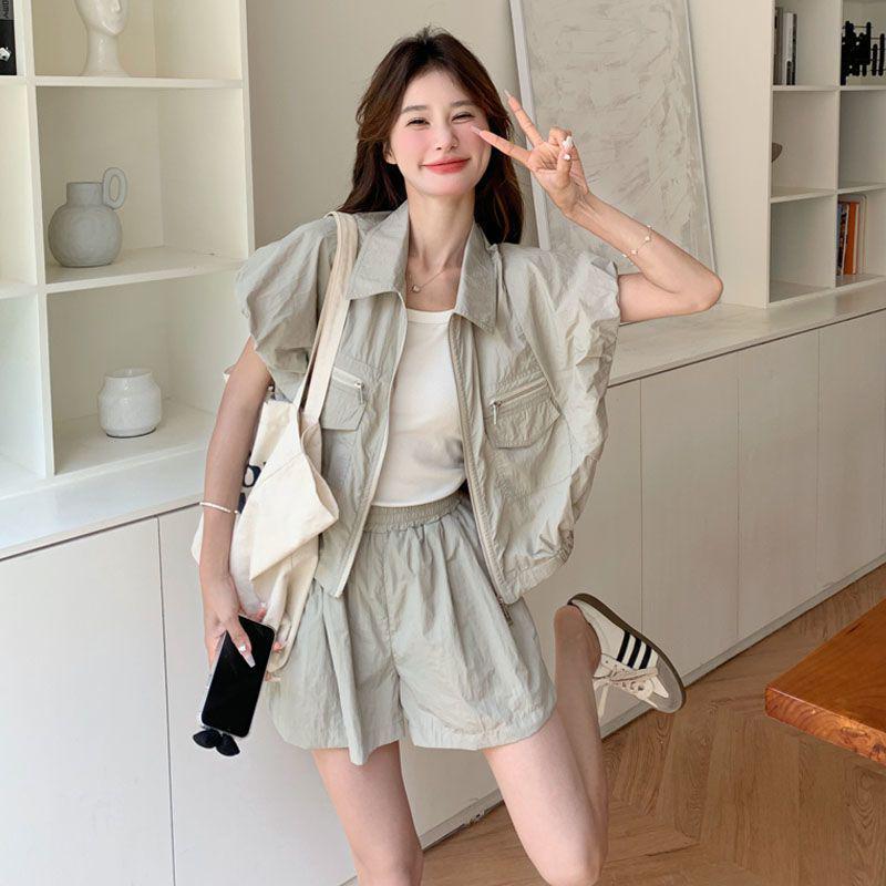 

Women s Summer Casual Chic Two-Piece Shirt and Shorts Set - Stylish, Age-Reducing Fashion XL for 130-155 lbs
