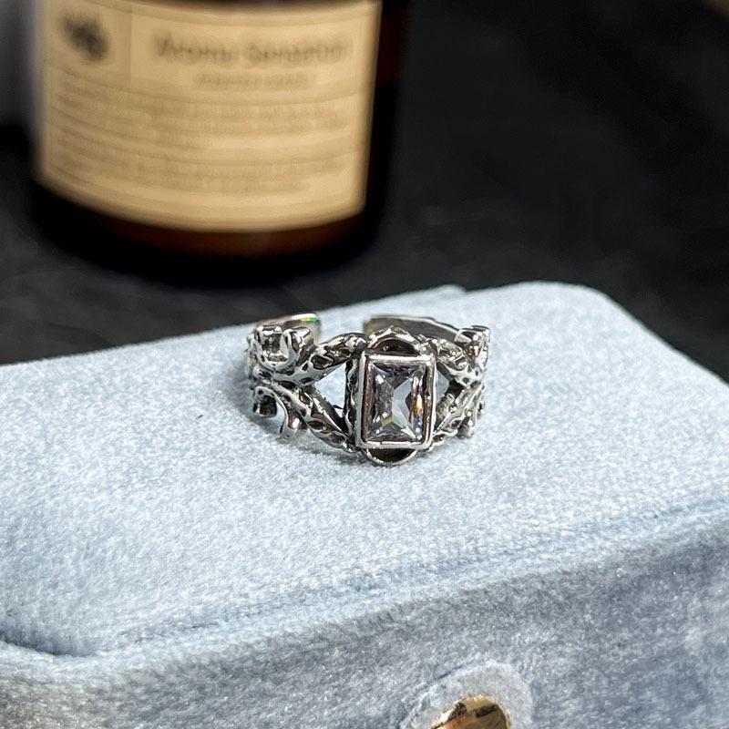 

Multi-element Mix and Match Retro Stacking Fashion Cool Personality Cross Ring Old Neutral Style Versatile Index Finger Ring