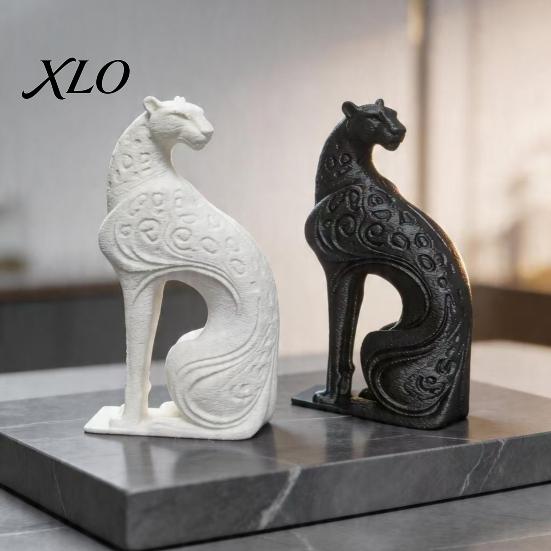 Luxury Desktop Art Decoration 3D Printed Hollow Leopard Figurine, Modern Abstract Cheetah Sculpture Contemporary Room Ornament for Desk Shelf,