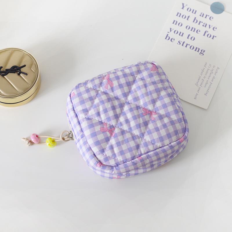 

Cute Menstrual Pad Bag: Portable Travel Pouch for Sanitary Items and Cosmetics