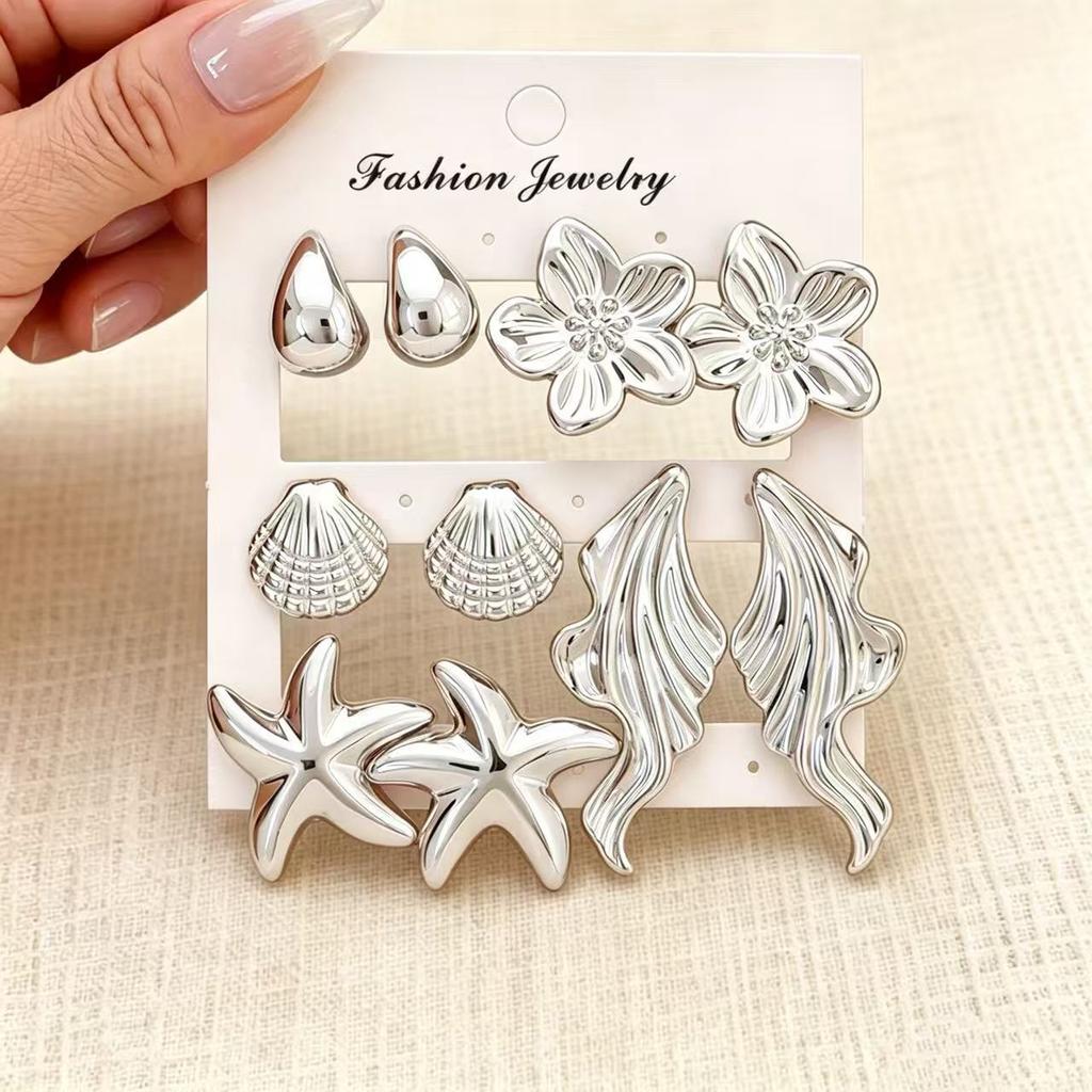 European and American new high-end personality exaggerated CCB stud earrings women's creative retro circle earrings set pair