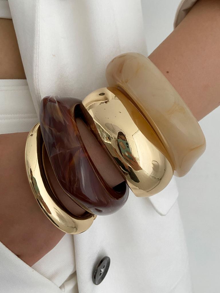 Ingemark 4 Styles Hip Hop Irregular Resin Plastic Bangles for Women Punk Irregular Metal Spring Bracelets Grunge Jewelry Gift
