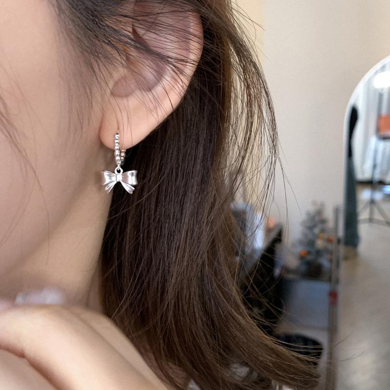Women Sweet Bow Design Exquisite Cute Fashion Ear Cuff Earrings
