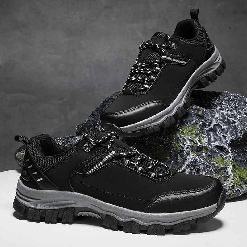 Large size outdoor sports non-slip travel shoes wear-resistant hiking shoes men's thick-soled low-top men's shoes
