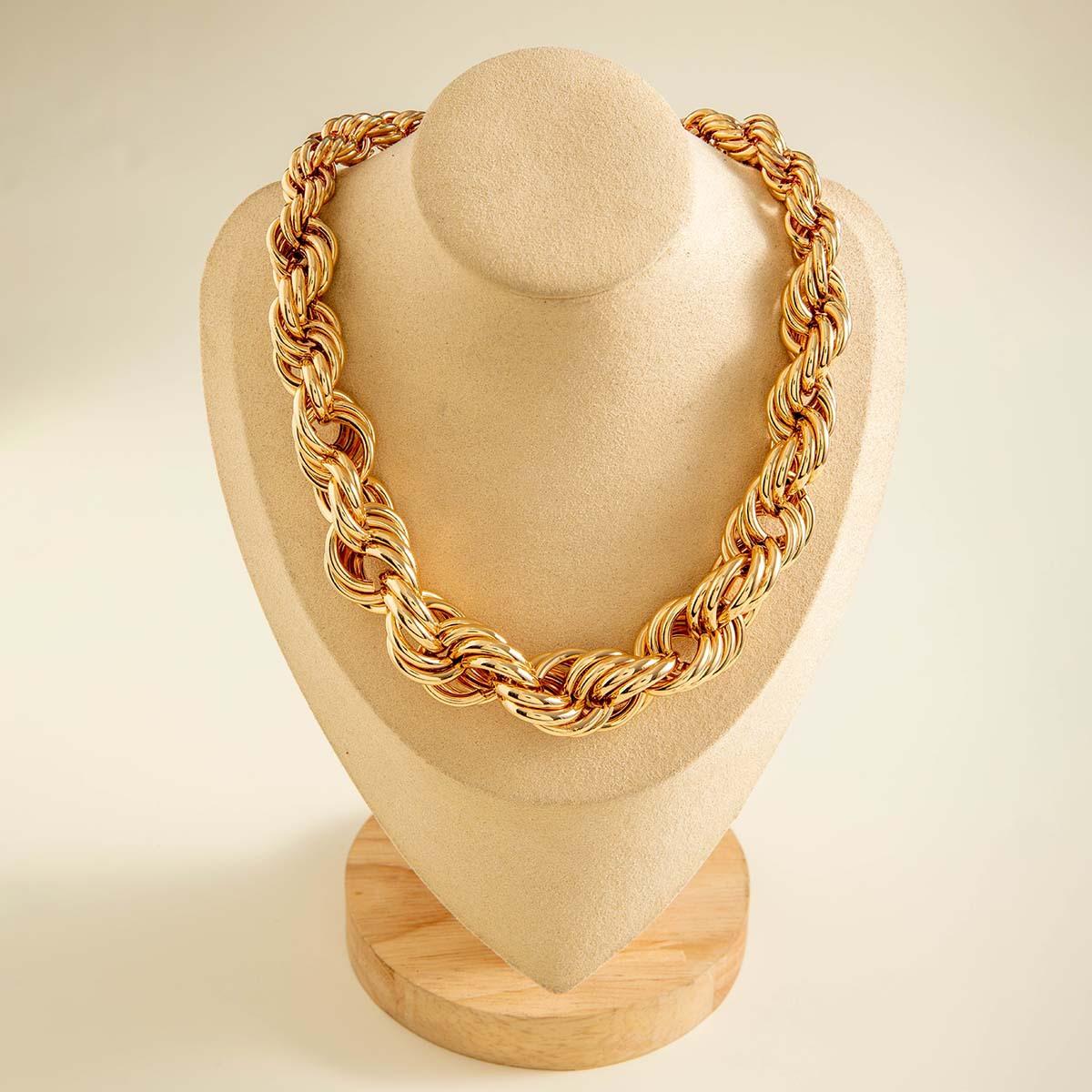 

Модный темпераментный металлический широкий гладкий кольцевой чокер в стиле sweet cool геометрического дизайна