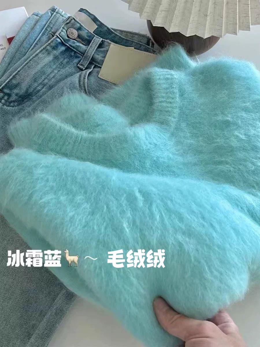 

Autumn and winter new mink fleece blue sweater women s high-end sense fashionable temperament crew neck wool knitted sweater thickened top One Size озеро синього кольору