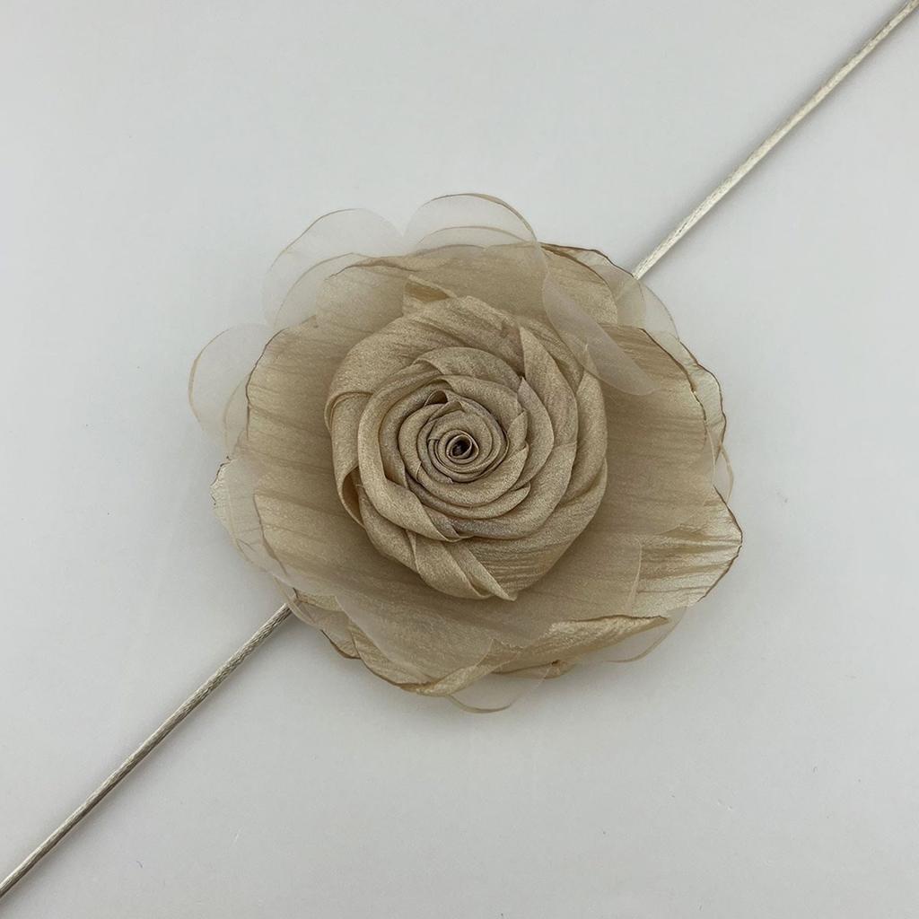 Exquisite Fabric Rose Choker Necklace Delicate Floral Neckband Versatile Neck Jewelry for Parties Birthdays and Weddings