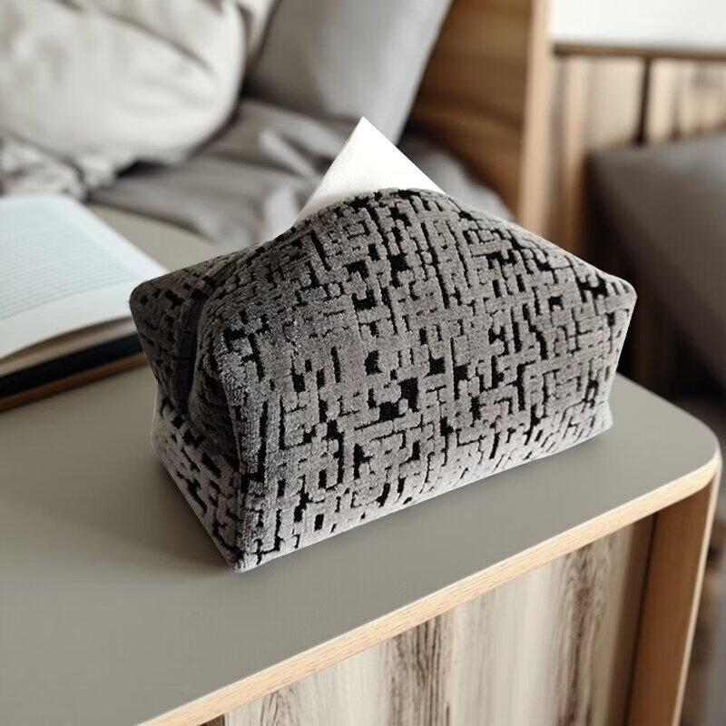 LIEI Vintage Style Light Luxury Tissue Box