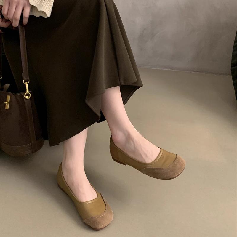 Retro round head shallow mouth single shoes women's 2025 spring new soft-soled evening wind flat bottom one pedal casual Doudou shoes
