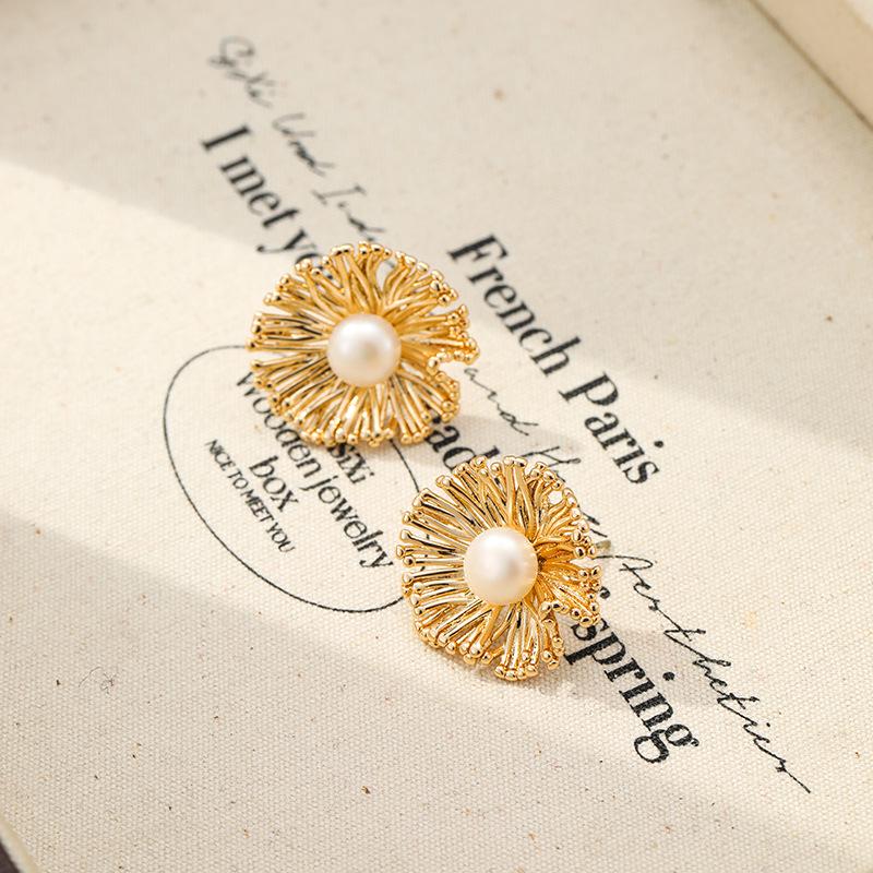 Elegant Freshwater Pearl Fireworks Flower Earrings - S925 Luxury Versatile Jewelry for Women