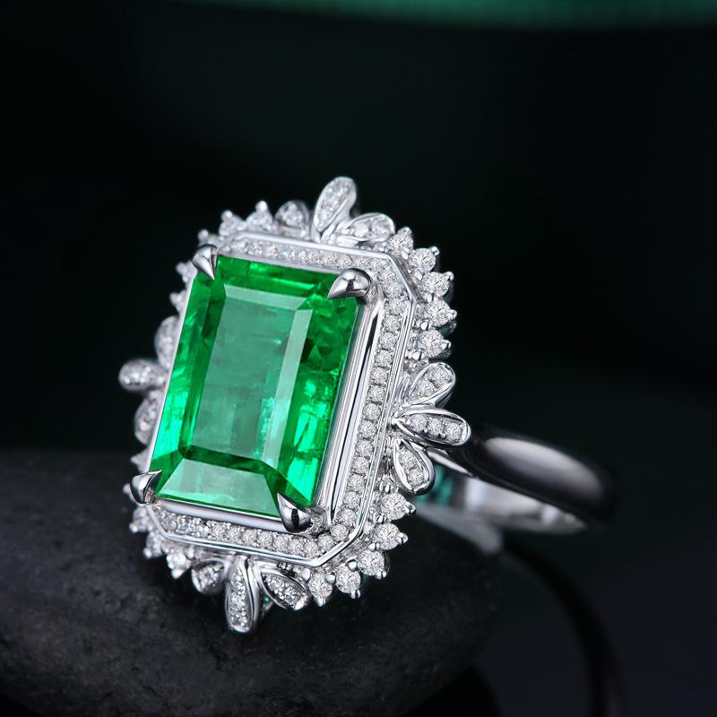 5 Carat Synthetic Emerald Ring Plated With 18K Gold Imitation Zircon Inlaid Jewelry Live Ring