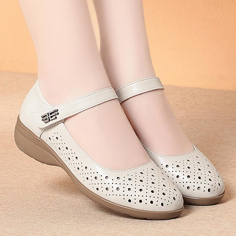 Echt Lederen Geperforeerde Sandalen voor Dames, Zachte Zool, Uitgesneden, Antislip, Comfortabele Grote Maten Schoenen voor Vrouwen van Middelbare Leeftijd