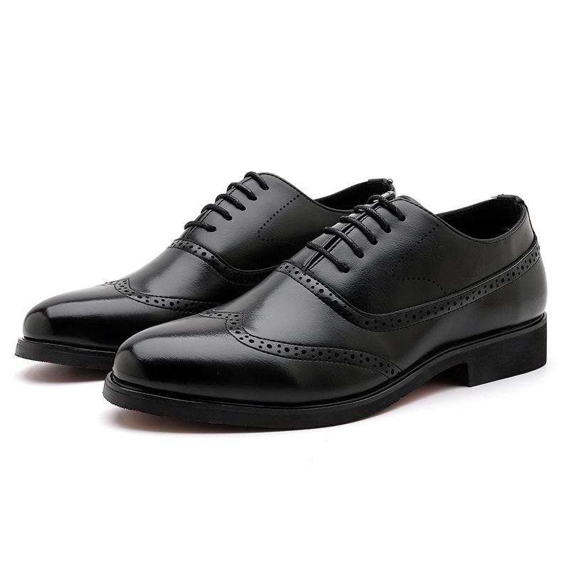

Red sole large size leather shoes British business dress shoes engraved wedding shoes 48 чорний