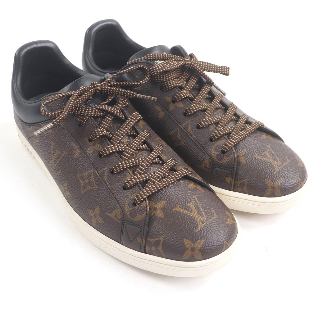 Doskonałe sneakersy LOUIS VUITTON z niskim wycięciem Linia Luxembourg Monogram Brązowe Używane