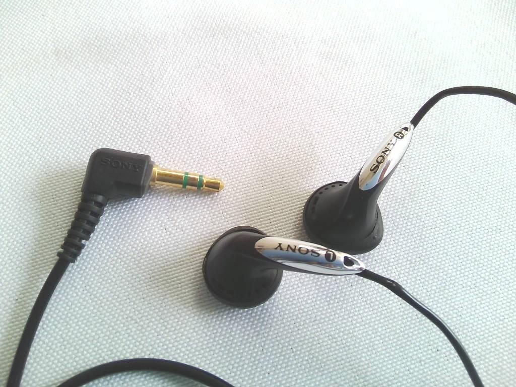 SONY MDR-E837 Stereo Earphones Working Condition