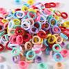 Lot de 300 Élastiques à Cheveux Basiques Colorés et Chouchous pour, Incluant des Élastiques pour Queue de Cheval et des Élastiques en Caoutchouc Doux pour les Cheveux, Parfaits pour un Usage Quotidien.