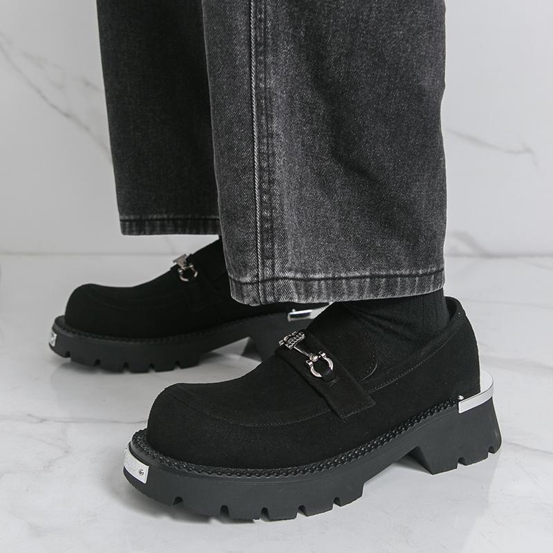 Fashion Classic Men Loafers Men One-foot Casual Thick-soled Lightweight Breathable Fashionable Brand Shoes Social Shoes Men Sizes 37-46