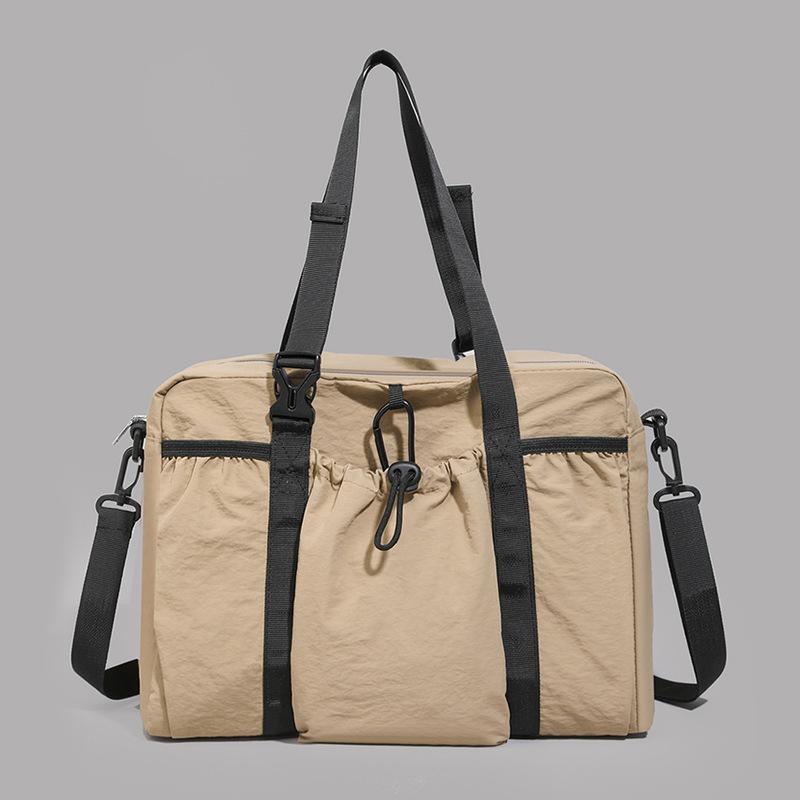 Large capacity leisure sports shoulder bag women's new simple niche messenger bag light messenger bag