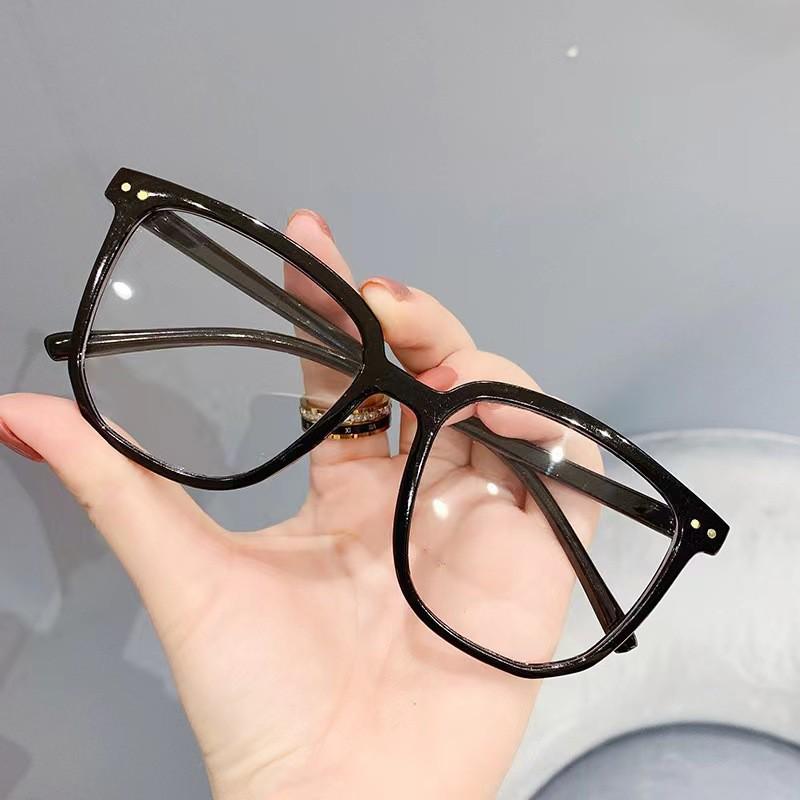 Ochelari Unisex cu Blocare Lumină Albastră, Ramă Mare pentru un Aspect mai Subțire, Stil de Celebritate