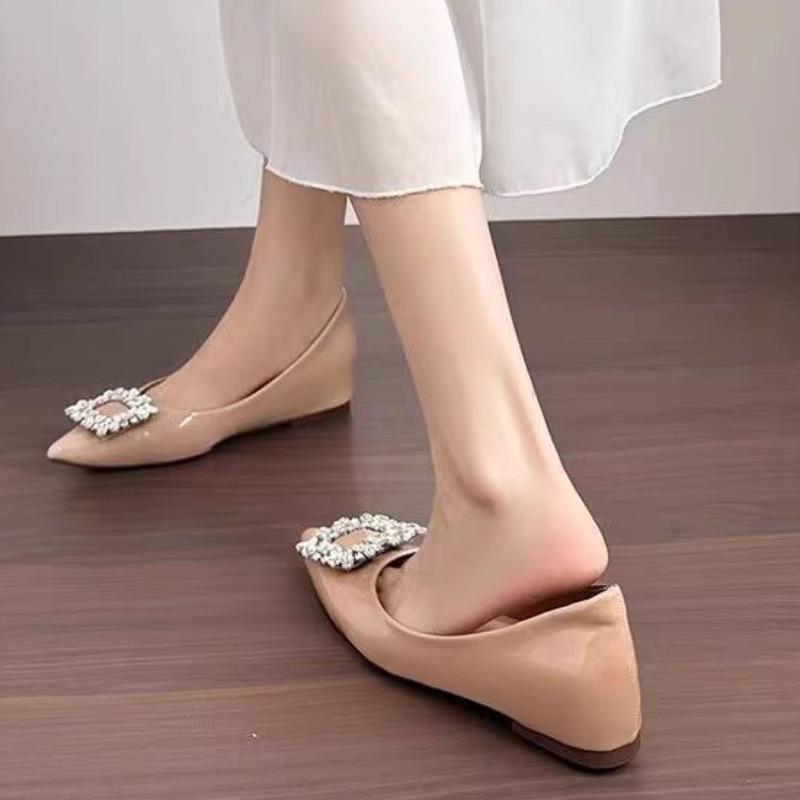 Fashion French Temperament Nude Shoes Spring and Summer New Fashion Buckle Shallow Patent Leather Low-heel Rhinestone Inner Heightening