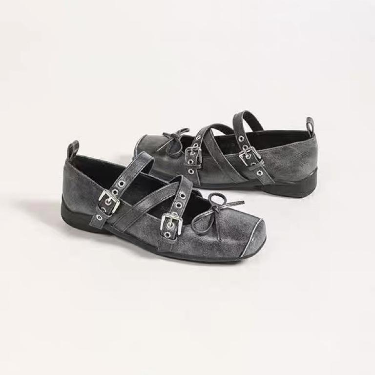 Casual sports bottom ballet shoes women's 2025 new shallow mouth square head pig nose retro bow flat shoes