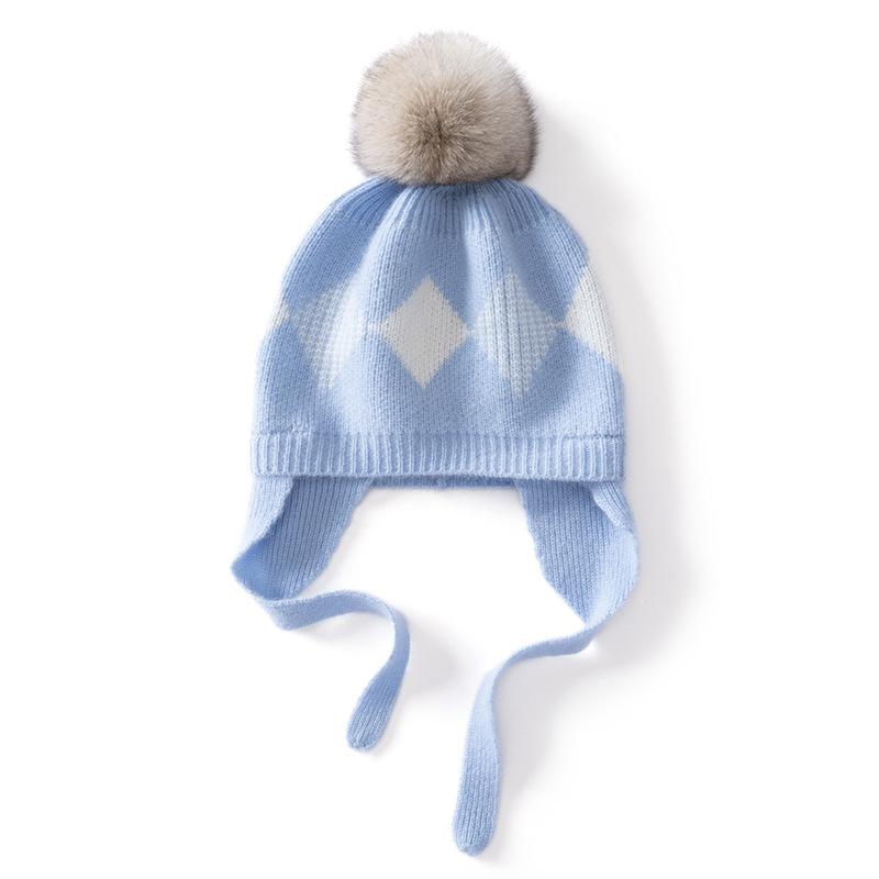 Cashmere hat women's knitted bag head shows the face, small warm casual wool hat, autumn and winter shopping high-end ear protection hat
