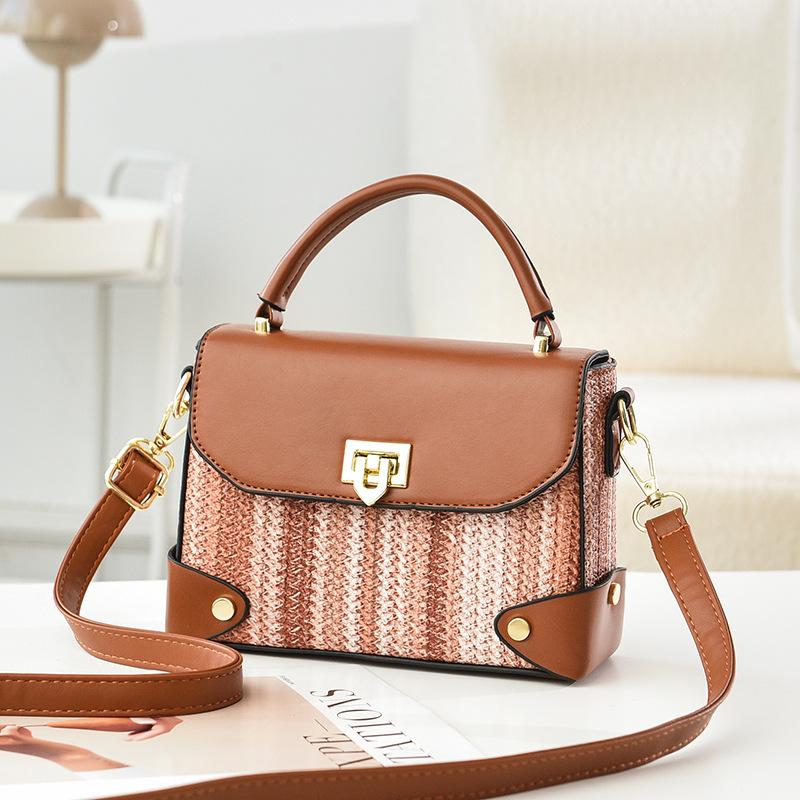 Bag Messenger Bag Female Popular 2025 New Versatile Niche Student Shoulder Messenger Bag Portable Small Square Bag Women's Bag