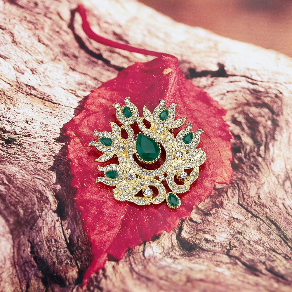 Retro Gold Color Women Flower Brooch White Crystal Ethnic Banquet Vintage Jewelry