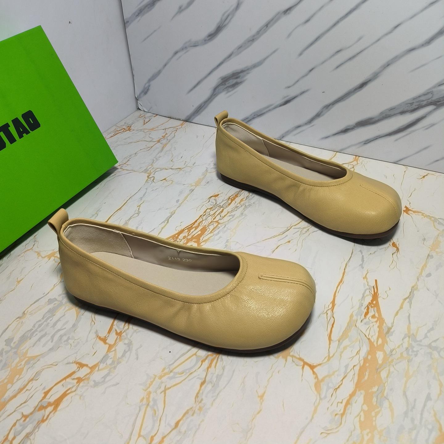 

French evening wind single shoes women s shoes 2025 spring and summer grandma shoes soft sole flat bottom round head shallow mouth bean shoes gentle l 40 светло-желтого