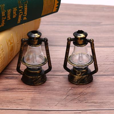 Dollhouse 1:12 Mini Retro Black Kerosene Lamp Doll House Living Scene Decoration