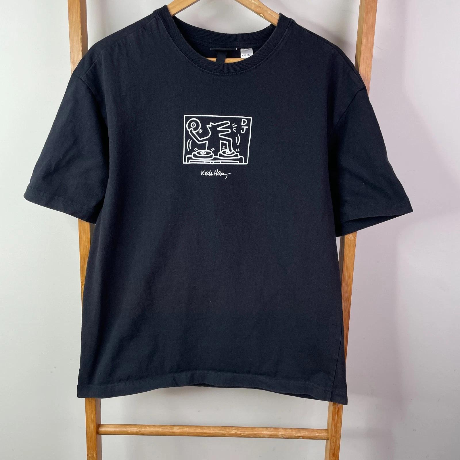 

Keith Haring x H&M Shirt Mens Small Black DJ Dog Graphic Print Relaxed Fit M