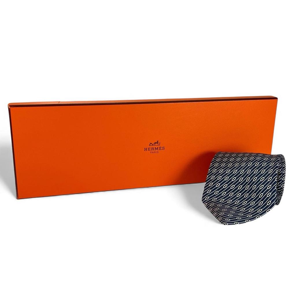 Pristine HERMES tie Chaine Pattern Navy silk mens 5500 UA Used