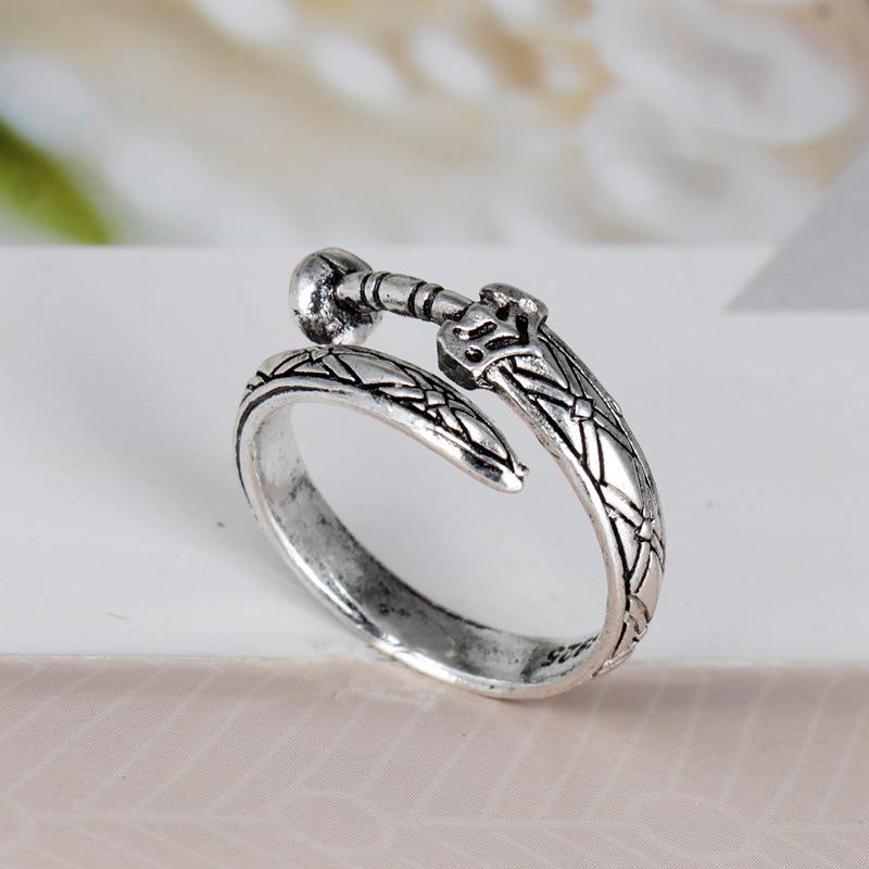 Simple Twist Ins Niche Archery Ring for Women