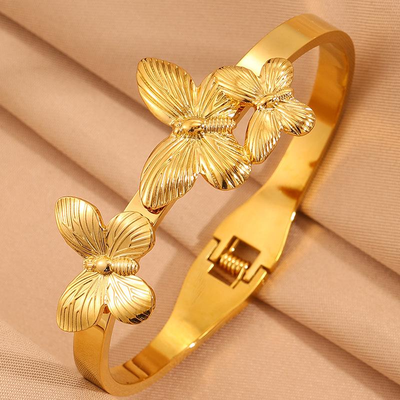 Fashionable Women's Spring Opening Butterfly Shape Exquisite Bracelet Bracelet