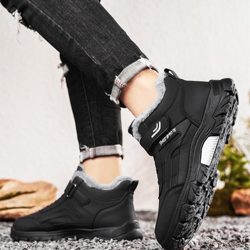 Winter Men's Shoes Outdoor Waterproof Snow Boots Plush Warm Cotton Shoe Winter Casual Sports Shoes for Men Non Slip Hiking Shoes