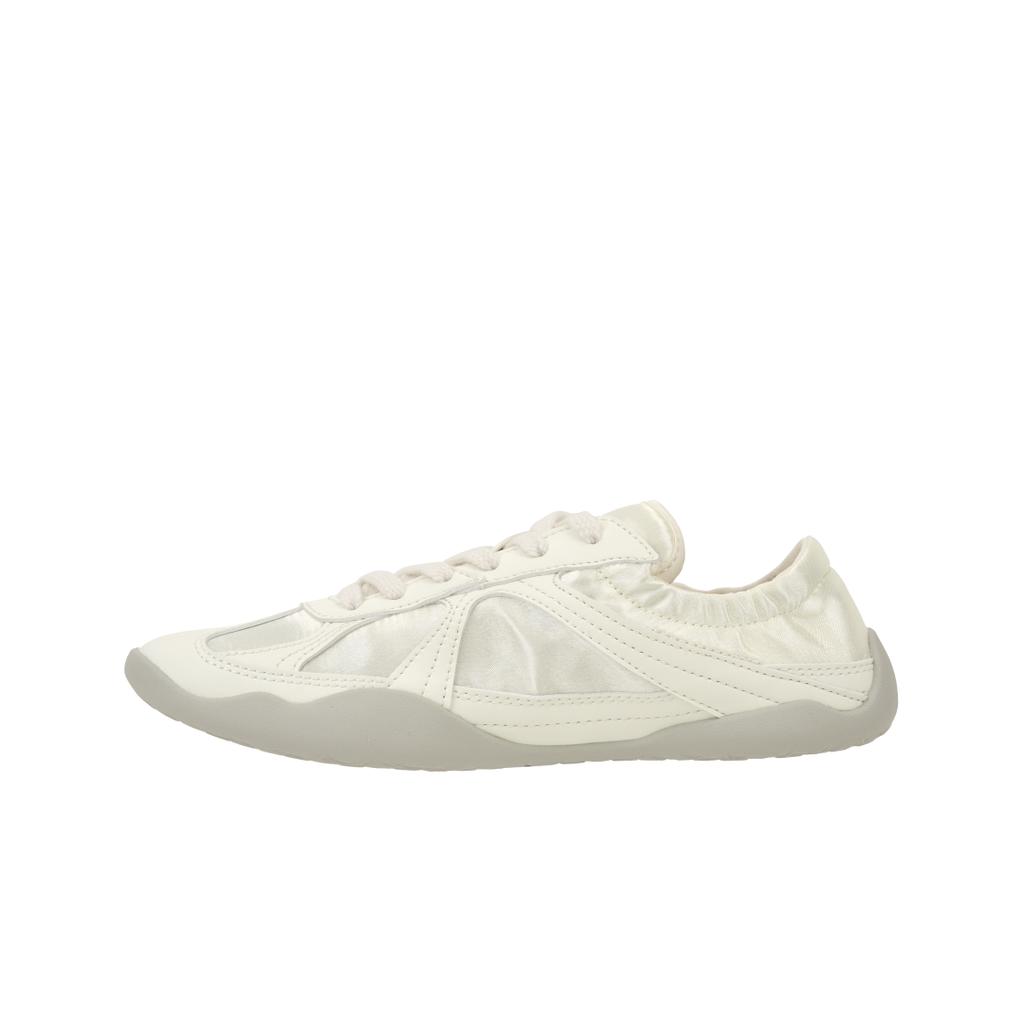 Fila Glio Comfortable Versatile Lifestyle Casual Shoes Unisex Casual Shoes White FS261OD03X032260