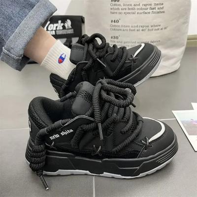 Nowe wzornictwo Kobiety Mężczyźni Dziewczyny Buty do chodzenia na platformie Buty do chleba Szerokie podeszwy Pary Unisex Chunky Sneakers Hip Hop Punk Sport Trenerzy