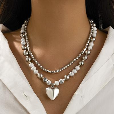 Simple Love-shaped Pendant Necklace Set, Hip-hop Personalized Metal Mixed-color Round Bead Collarbone Chain.