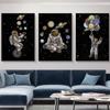 Astronaut with Planet Cartoon Nursery Child Plakát Roztomilá umělecká reprodukce Nástěnná malba Dekorace Obrázek Nordic Kid Dětská výzdoba pokoje