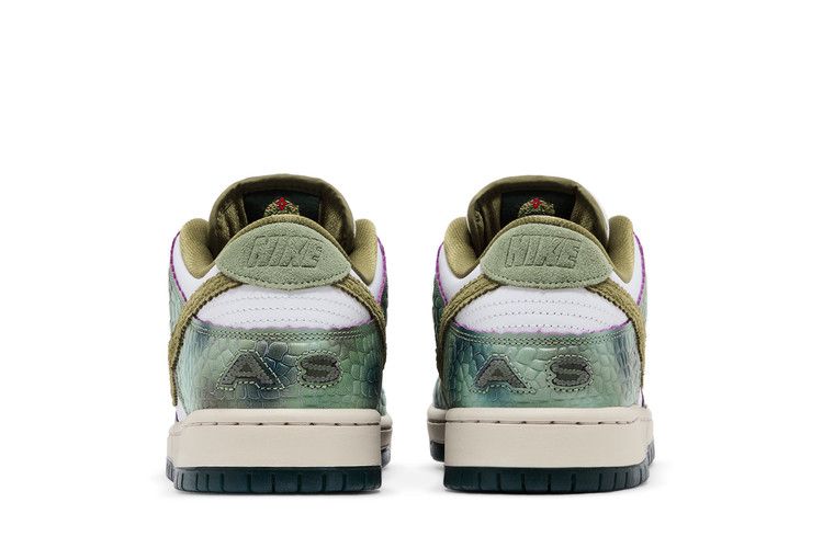 Men's Sneakers Nike SB Dunk Low Alexis Sablone Chameleon Oil Green/Desert Moss/White